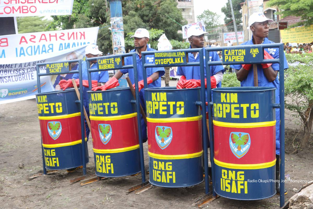 (Photo d'illustration)Des poubelles lors du lancement de l’opération Kin-Bopeto à Kinshasa, le 19/10/2019 par le Président de la République, Felix-Antoine Tshisekedi Tshilombo. Radio Okapi/Photo John Bompengo<br /> 20191019145737532158-8.jpg?imgmax=1200