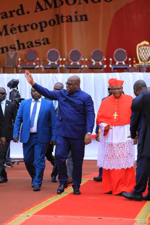 Le Président Félix Tshisekedi et le cardinal Fridolin Ambongo le 17/11/2019 au Stade des Martyrs de Kinshasa. Photo Présidence RDC.
