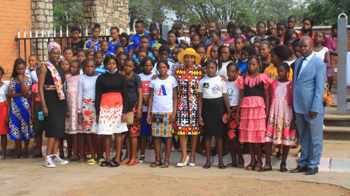 La journée de la jeune fille célébrée par la Ministre Nathalie Aziza Munana, dans le Haut Katanga, dimanche 11 octobre 2020. Radio Okapi/Ph. Jean Ngandu<br />