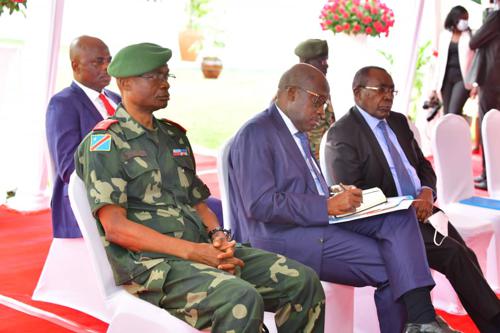 Le chef d’état-major des FARDC, le ministre des Affaires étrangères et le ministre de la Défense au conclave de Nairobi le 20/06/2022.<br />Présidence RDC