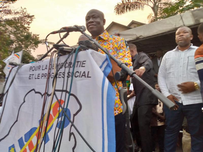 Le secrétaire général de l'UDPS, Augustin Kabuya, lors d'un point de presse le 20 juillet à Kinshasa.<br />Radio Okapi/Ph. Paul Matendo