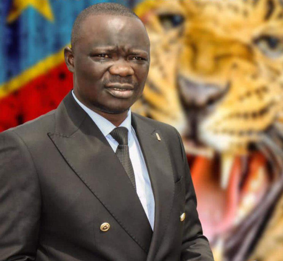 Le président de l'Intersyndicale à la SCTP, ex-ONATRA, Armand Ossase.<br />Droits tiers