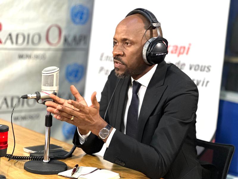Patrick Muyaya, ministre de la communication et médias, Porte-parole du gouvernement lors de son passage à Radio Okapi. Le 13 mai 2024<br />Radio Okapi/Ph. Jonathan Fuanani