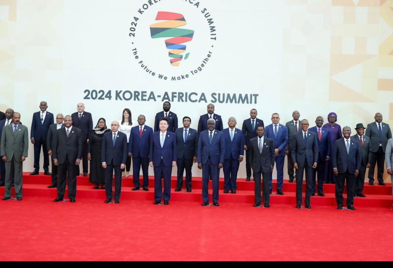 Photo de famille première édition du Sommet Corée -Afrique. Juin 2024<br />Ph/ Droits tiers