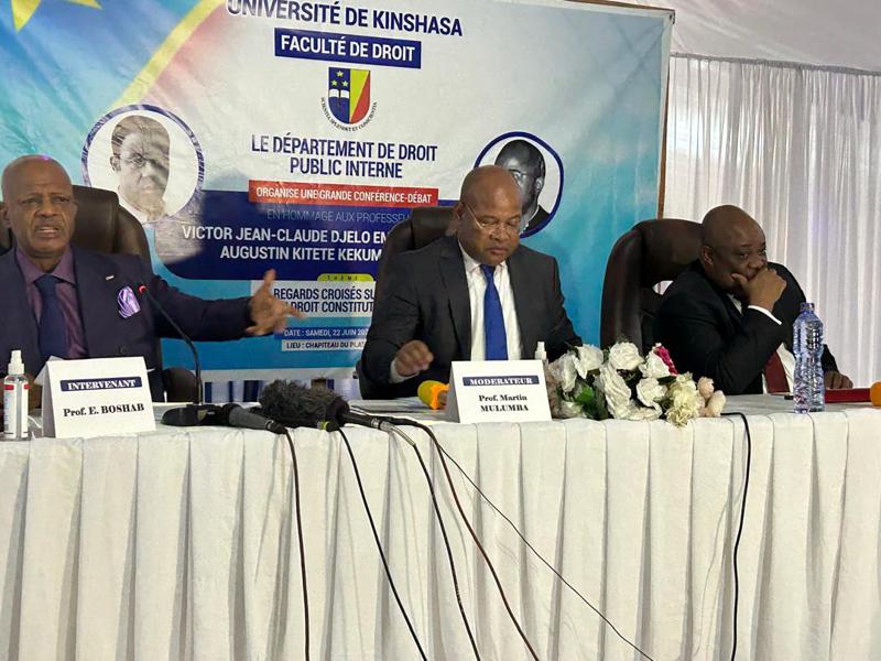 L'évaluation de la Constitution de 2006 au cœur d'