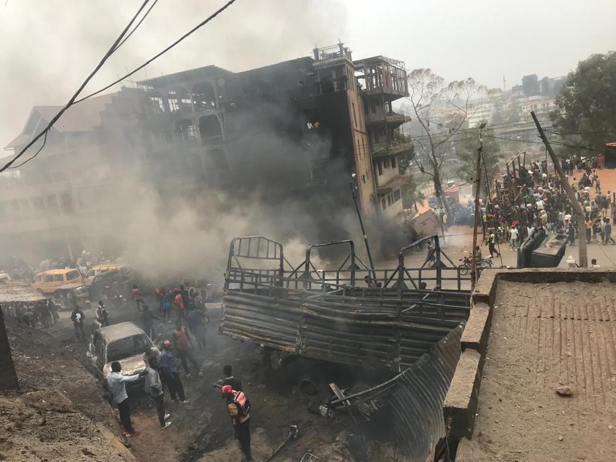 Incendie d’une station-service mardi 30 juillet 2024 à Bukavu (Sud-Kivu)<br />Photo Ben Kabamba 20240730190242007760_Incendie_1.jpeg?imgmax=1200