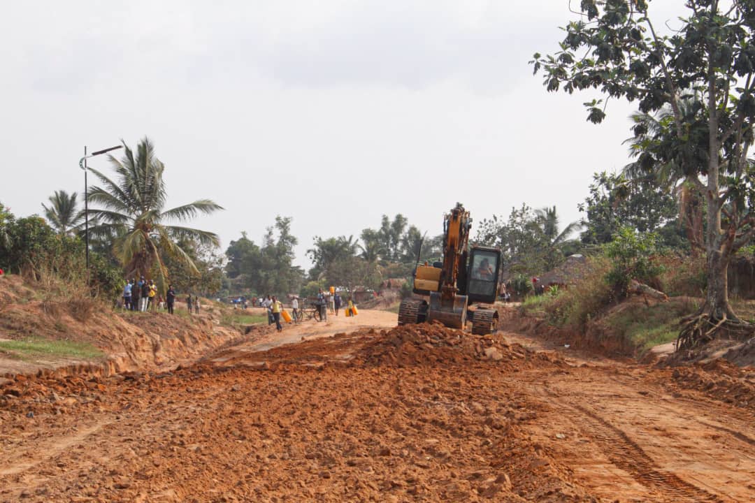 Réhabilitation de la route agricole Mbuji-Mayi-Tshilunde : un souffle pour l’économie locale