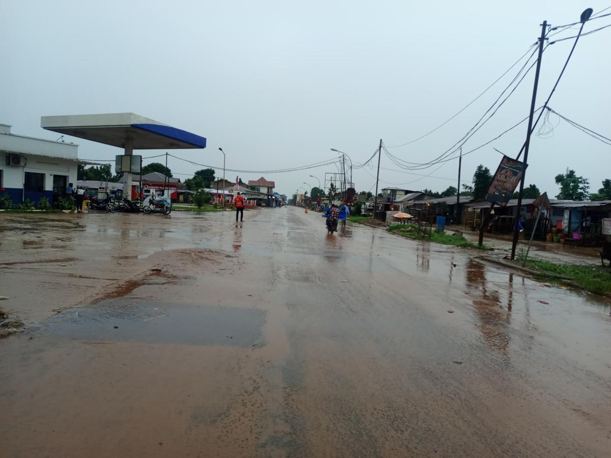 Vue de l'avenue Wamba, à Bandundu ville.<br />Radio Okapi/Ph. Irène Mboma 20250314170428014281_IMG-20250314-WA0060.jpg?imgmax=1200