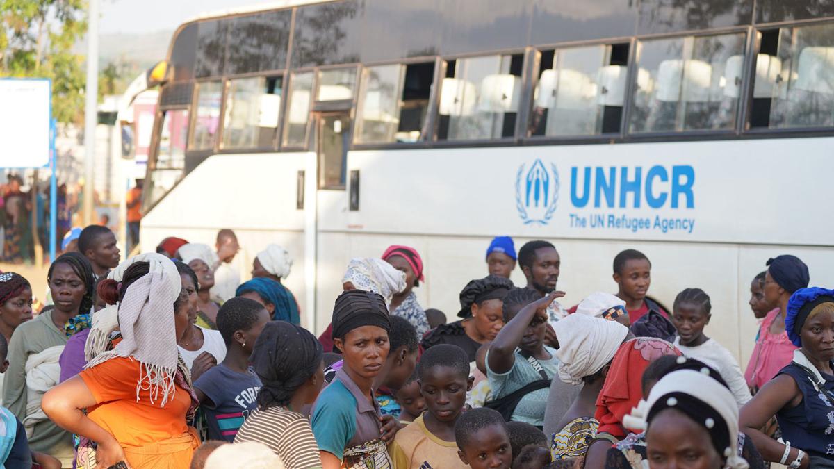 (Illustration)<br /> Des réfugiés congolais récemment arrivés au centre de transit de Nyakabande, dans le sud-ouest de l'Ouganda.<br />HCR 20250409112440064116_image3000x3000.jpg?imgmax=1200