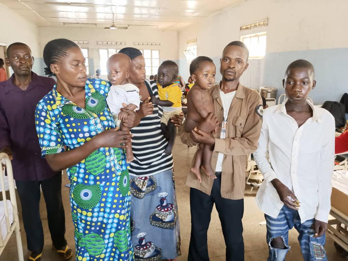 Des patients opérés gratuitement des fentes labio-palatines à la clinique universitaire de l’Université officielle de Mbuji-Mayi. Mai 2025.<br />Radio Okapi/Esther Ndalafina 20250505144820231813_WhatsApp_Image_2025-05-05_at_09.50.15.jpeg?imgmax=1200