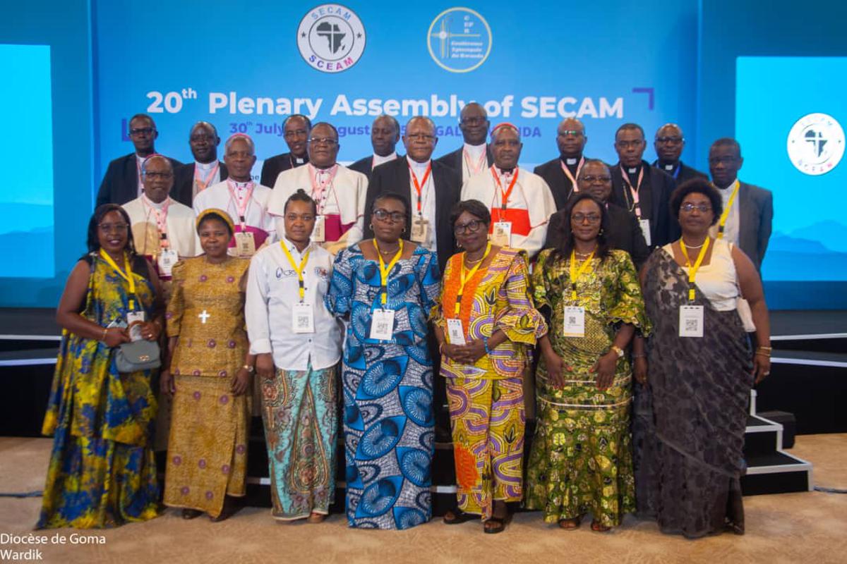 (Photo d'illustration)<br /> Des participants au forum régional des femmes organisé par l’Association des Conférences Épiscopales d’Afrique centrale (ACEAC).<br />Diocèse de Goma 20250809115026079934_b2468afc-6915-468f-bc02-e1055235ae71.jpeg?imgmax=1200