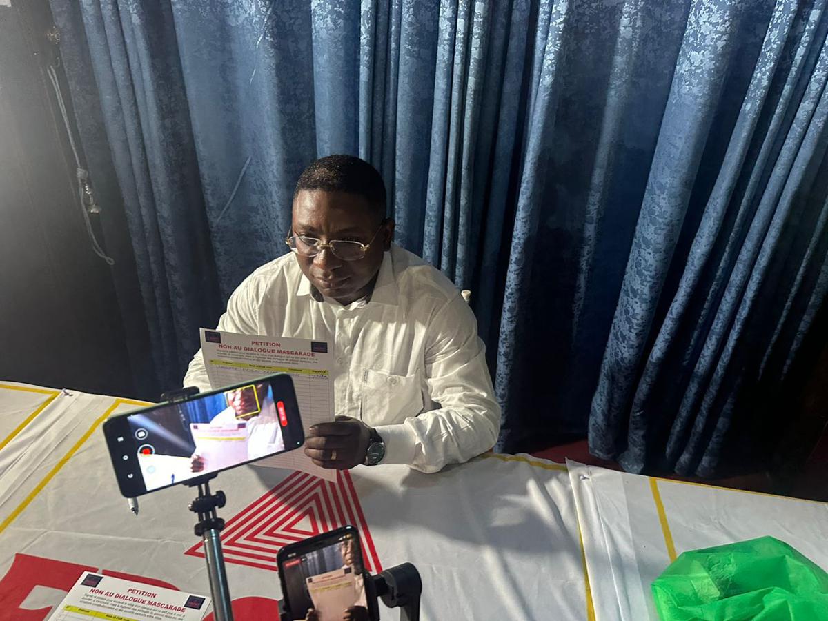 Le président du parti politique Congo Positif, Dieudonné Nkishi, dimanche 17 août, lors d’une matinée politique organisée au Centre culturel Collège Boboto, à Kinshasa.<br />Radio Okapi/Ph. Jean-Marc Matwaki. 20250818081715090006_Nkishi.jpg?imgmax=1200