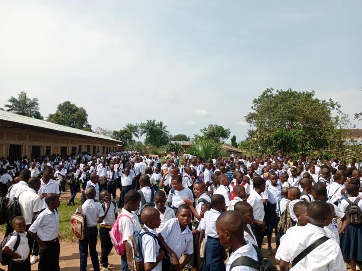 ( Photo d'illustration) Vue des élèves lors de la reprise des cours dans les écoles de Mweka apres une suspension liée a l'épidémie d'ébola. Septembre 2025<br />Photo/ FENECO/UNTC