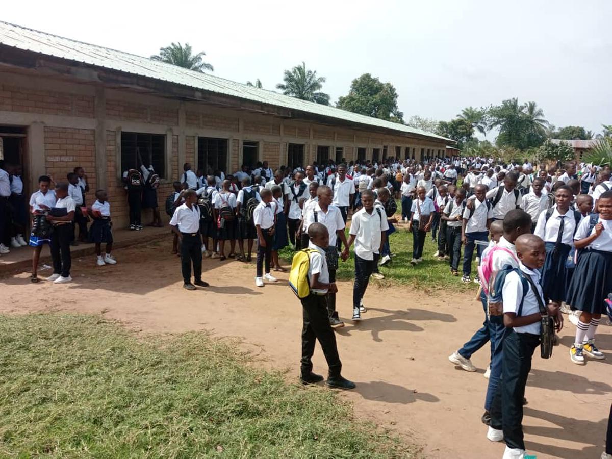 (Photo d'illustration)<br />
Des élèves lors de la reprise des cours dans les écoles de Mweka après une suspension liée a l'épidémie d'ébola. Septembre 2025<br />Ph/ FENECO/ UNTC
