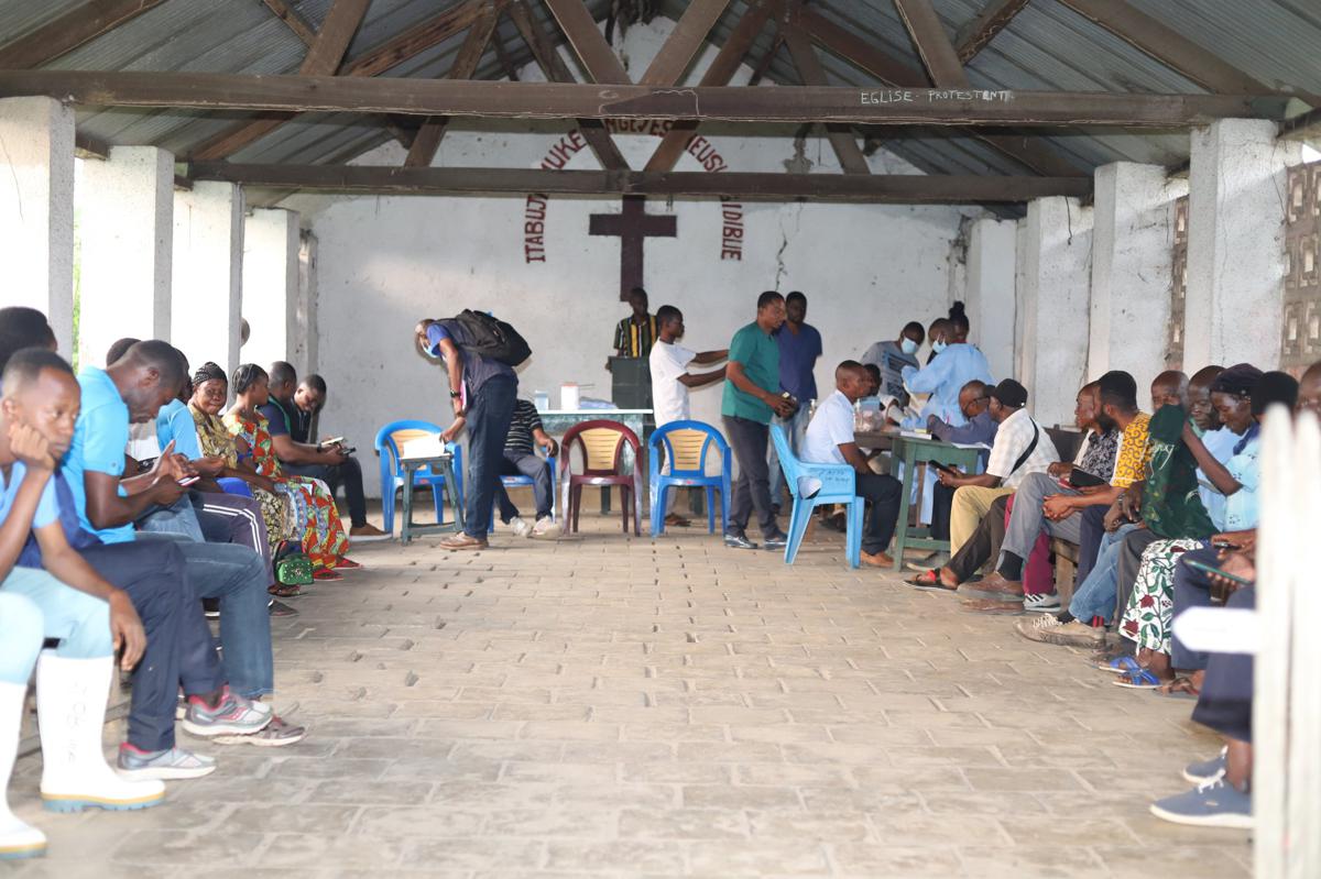 Vaccination contre Ebola à Bulape (Kasaï), RDC. Septembre 2025.</p>
<p><br />Photo OMS