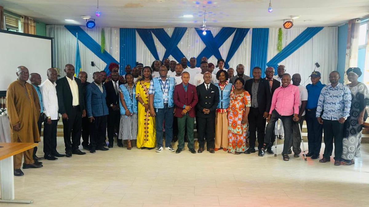 Les participants à l’atelier sur la justice transitionnelle organisé par le BCNUDH dans la ville de Kindu. Le 2 octobre 2025.<br />Radio Okapi/Florence Kiza 20251003164537596520_WhatsApp_Image_2025-10-03_at_09.38.31.jpeg?imgmax=1200