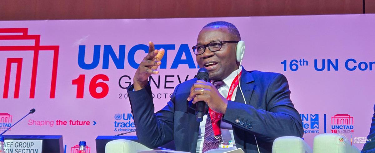 Le ministre congolais du Commerce extérieur, Julien Paluku Kahongya lors de la 16ᵉ session de la Conférence des Nations Unies sur le Commerce et le développement (CNUCED) à Genève. Octobre 2025.<br />Ministère du Commerce extérieur 20251022104731609871_G3tlvuuWQAAVyzb.jpg?imgmax=1200