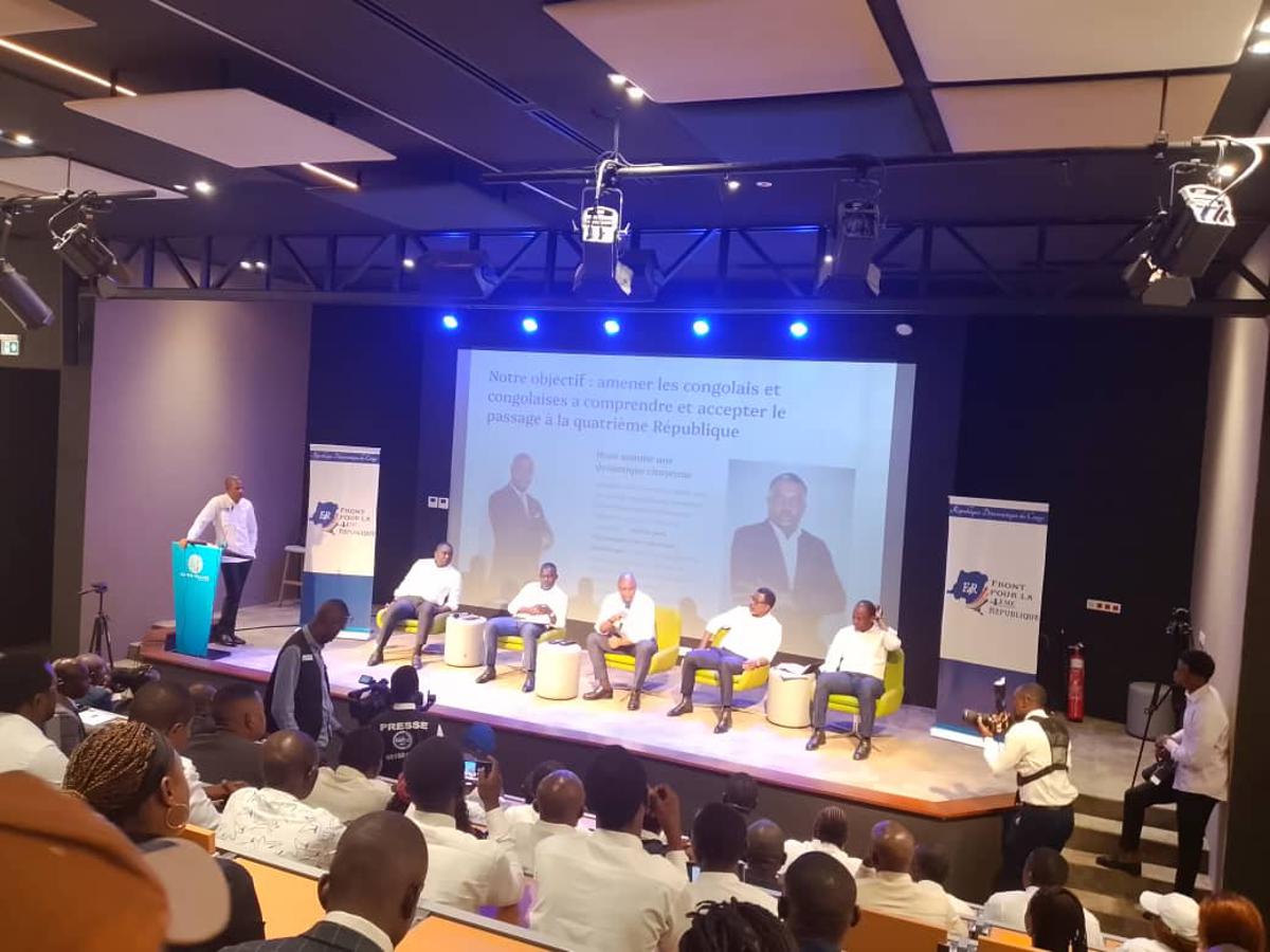 Vue de la salle lors de la cérémonie du lancement  de la dynamique Front pour la quatrième République, lundi 27 octobre 2025, à Kinshasa.<br />Radio Okapi/Ph. Blaise Ndongala Mayanda. 20251027174626162236_Dynamique.jpg?imgmax=1200