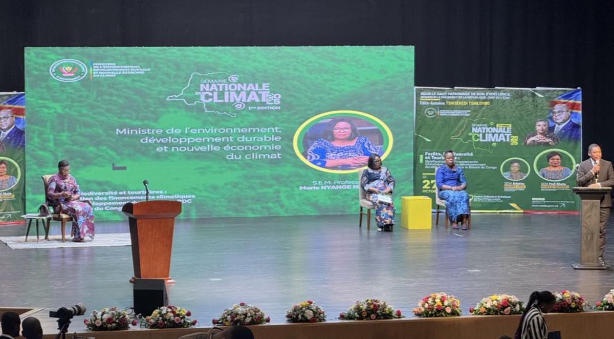 Vue de la cloture de la Semaine nationale  au du climat, organisée du 2 octobre, à Kinshasa<br />Photo/Cellcom ministère de l'Environnement