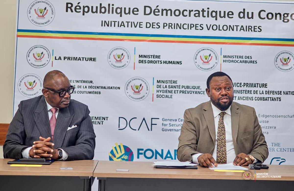 Le ministre des Droits humains, Samuel Mbemba et celui des Mines, Louis Watum, lundi 15 décembre 2025, lors du lancement de la Retraite d'élaboration des stratégies opérationnelles du Plan d'action national des principes volontaires en RDC pour l'année 2026<br />Photo/Cellcom ministère des DH.