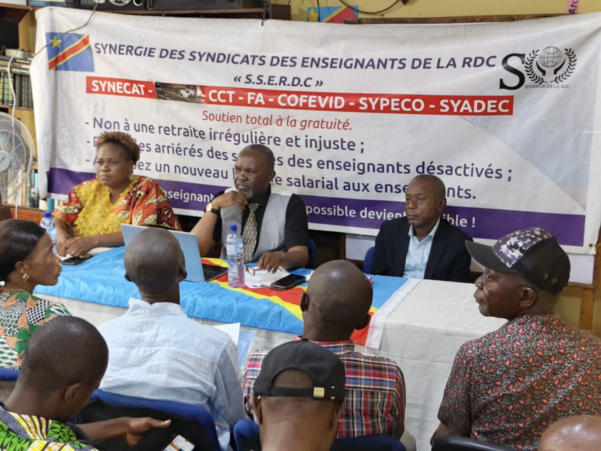Vue de l'Assemblée générale extraordinaire de la Synergie des syndicats des enseignants de la RDC, samedi 31 janvier à Kinshasa.<br />Radio Okapi/Ph. Blaise Ndongala M.