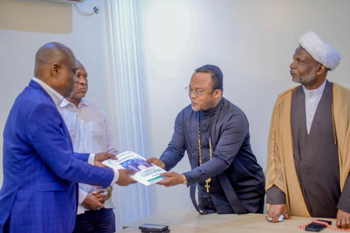 Des membres de la plateforme LAMUKA et ceux du Conseil interreligieux congolais (CIC) ont échangé, mercredi 18 février 2026, sur l'initiative de la mise en œuvre de la Commission Vérité et Réconciliation.<br />Photo/Cellcom CIC.