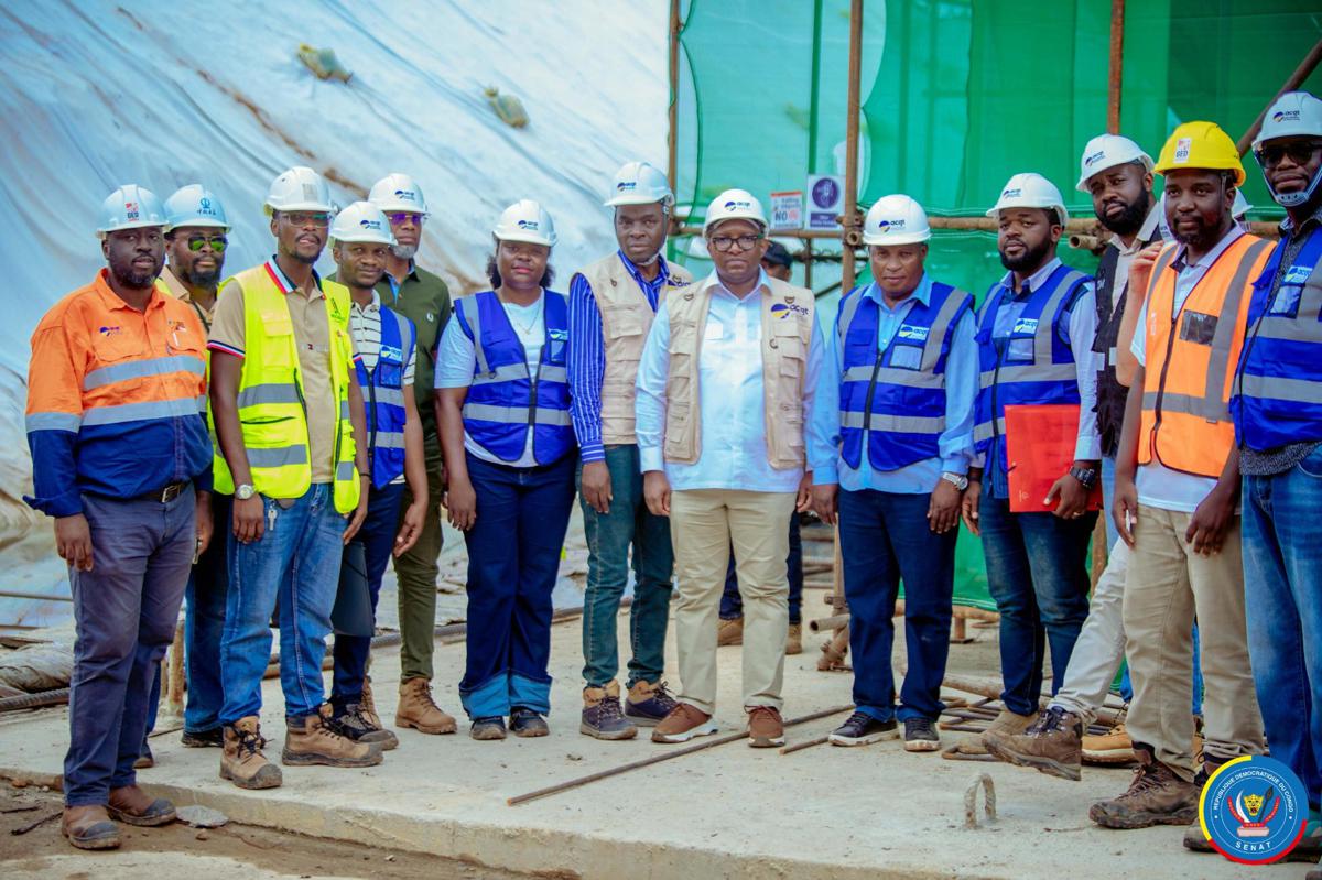 La Président du Sénat, Sama Lukonde, a visité, jeudi 26 février 2026, les travaux de la route Kasomeno-Kasenga-Chalwe lors de ses vacances parlementaires.<br />Photo/Cellcom ACGT.