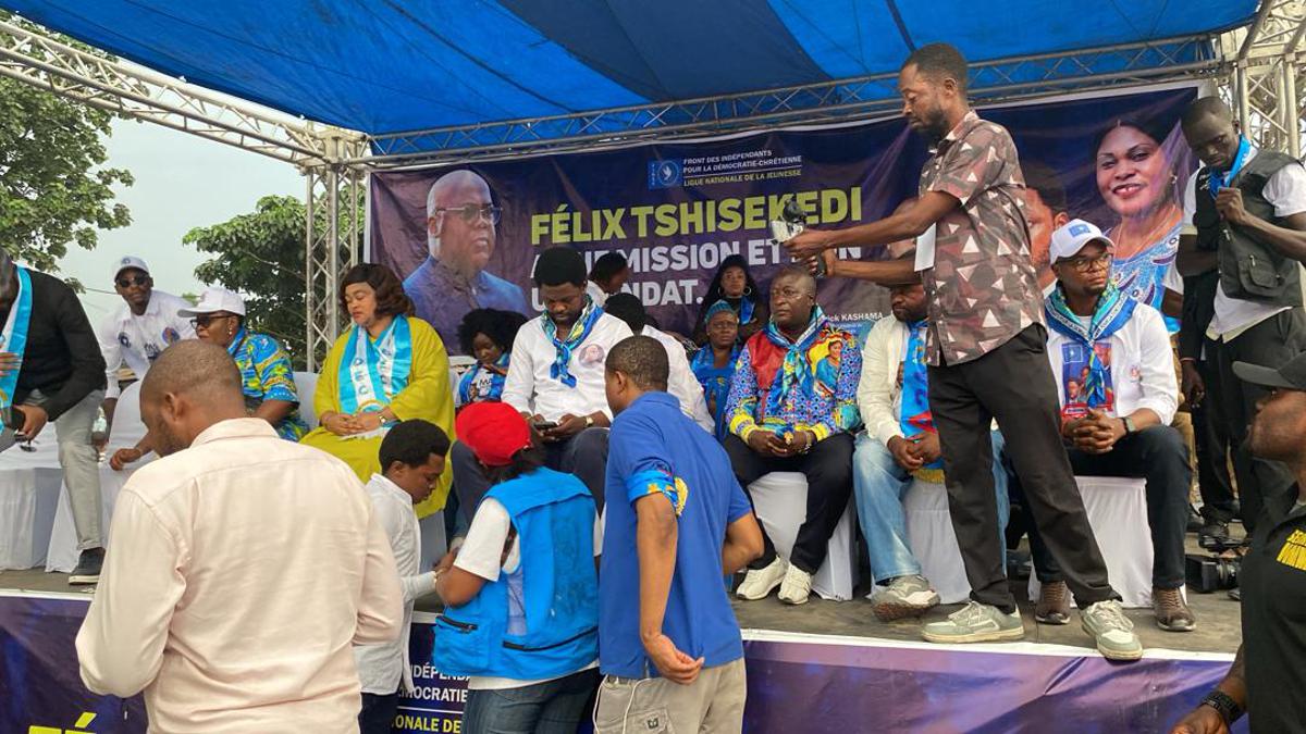 Meeting de La Ligue des jeunes du Front des indépendants pour la démocratie chrétienne (FIDEC), samedi 28 février 2026 au au terrain Bouddha, dans la commune de Ndjili, à Kinshasa.<br />Radio Okapi/Ph. Nancia Tambo.