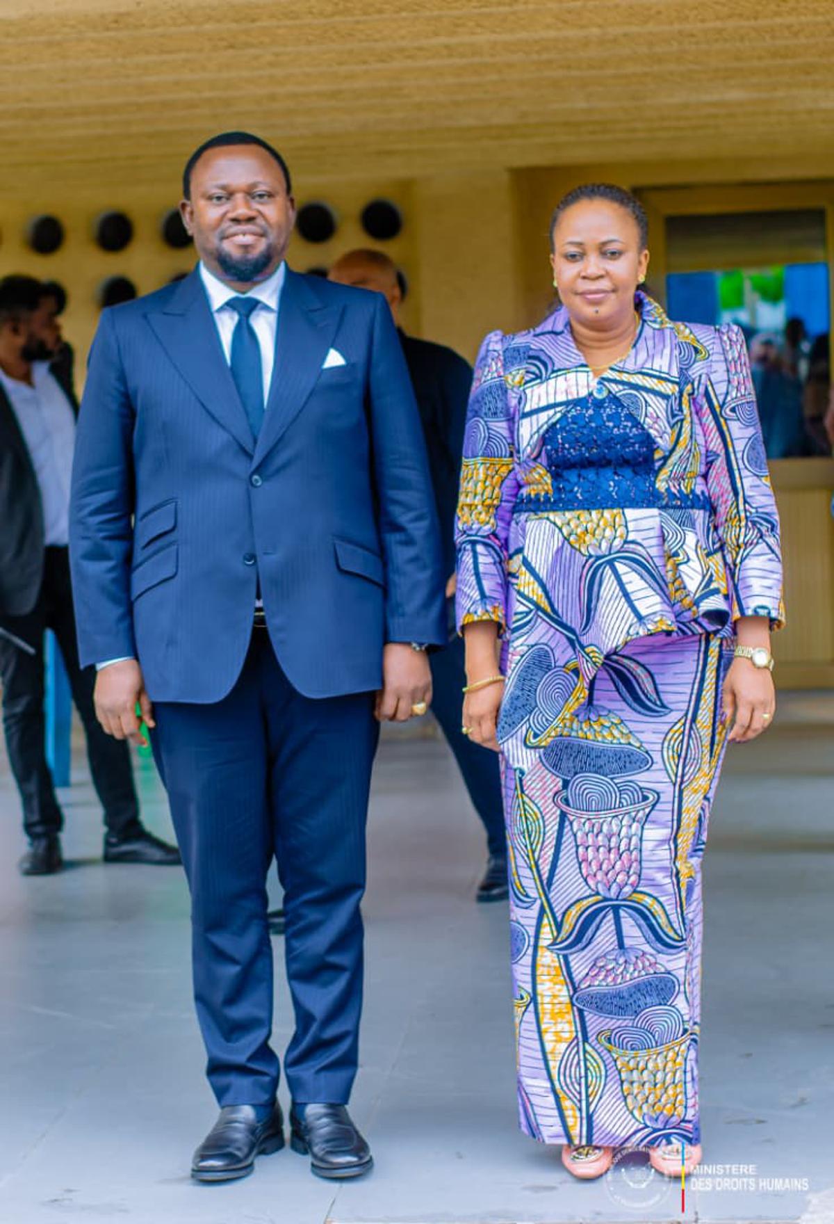 De gauche à droite, le ministre des Droits humains, Samuel Mbemba et la ministre du Genre, de la Famille et de l'Enfant, jeudi 19 mars 2026 à Kinshasa, lors de la présentation du rapport sur la mise en oeuvre du Protocole de Maputo<br />Photo/Cellcom ministère des DH.