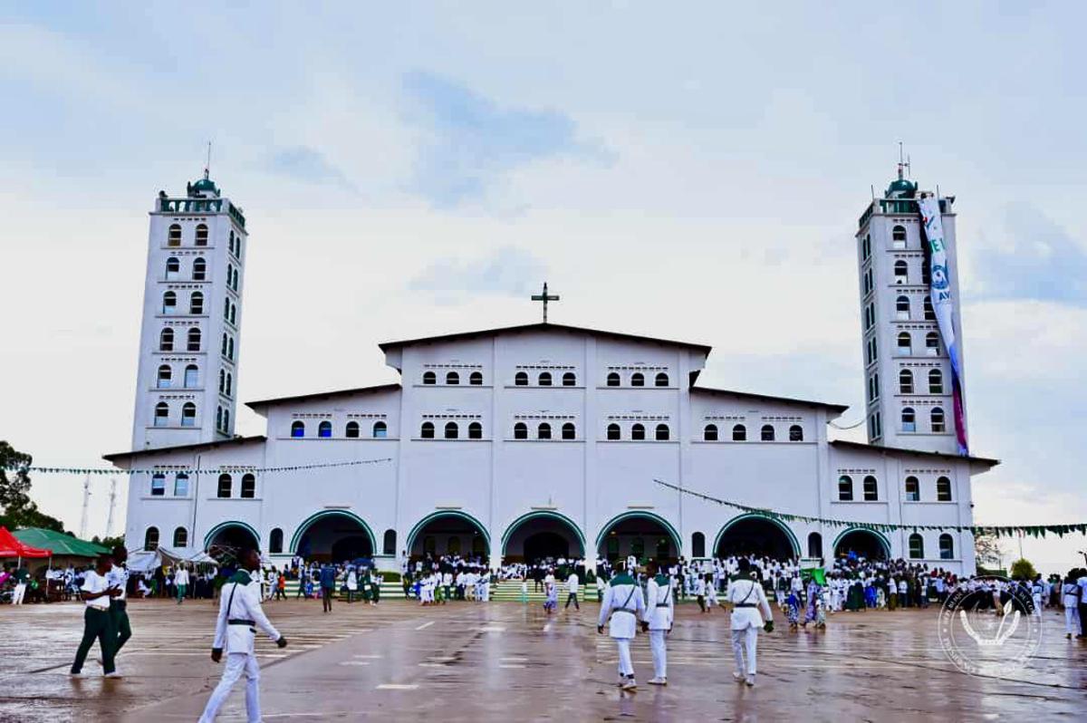 Le Potentiel : « Félix Tshisekedi élève Nkamba au statut de ville »