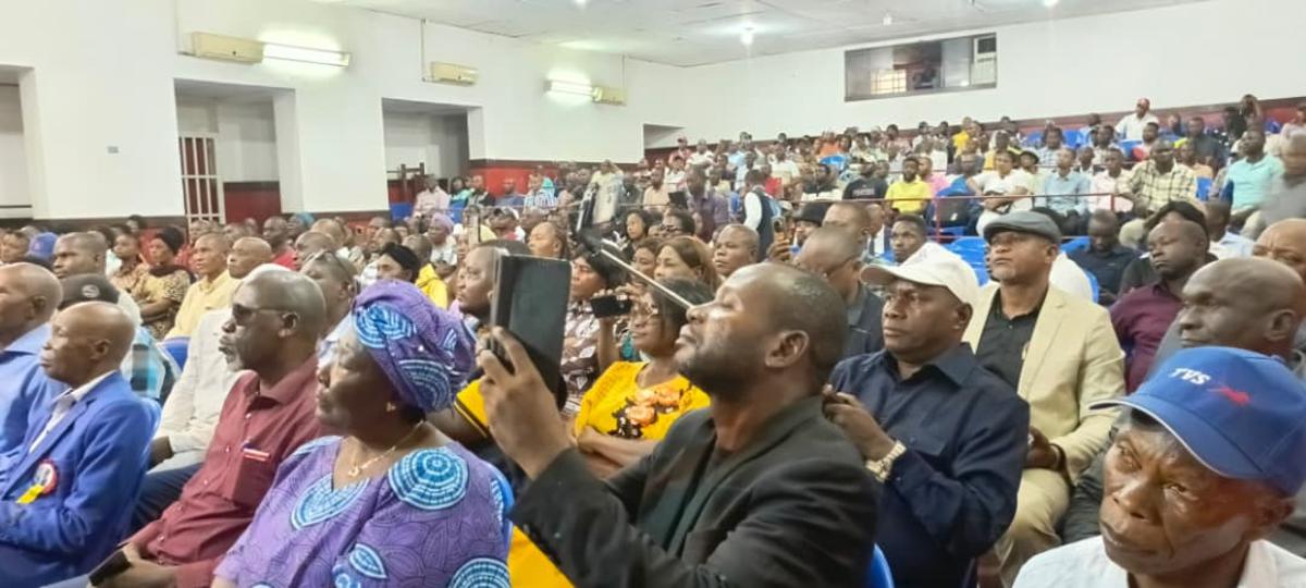 Des victimes de la guerre de Kisangani lors d’une rencontre avec le ministre Justice, Guillaume Ngefa à Kisangani. Avril 2026<br />Radio Okapi/Ph. Jacques Mukonkole