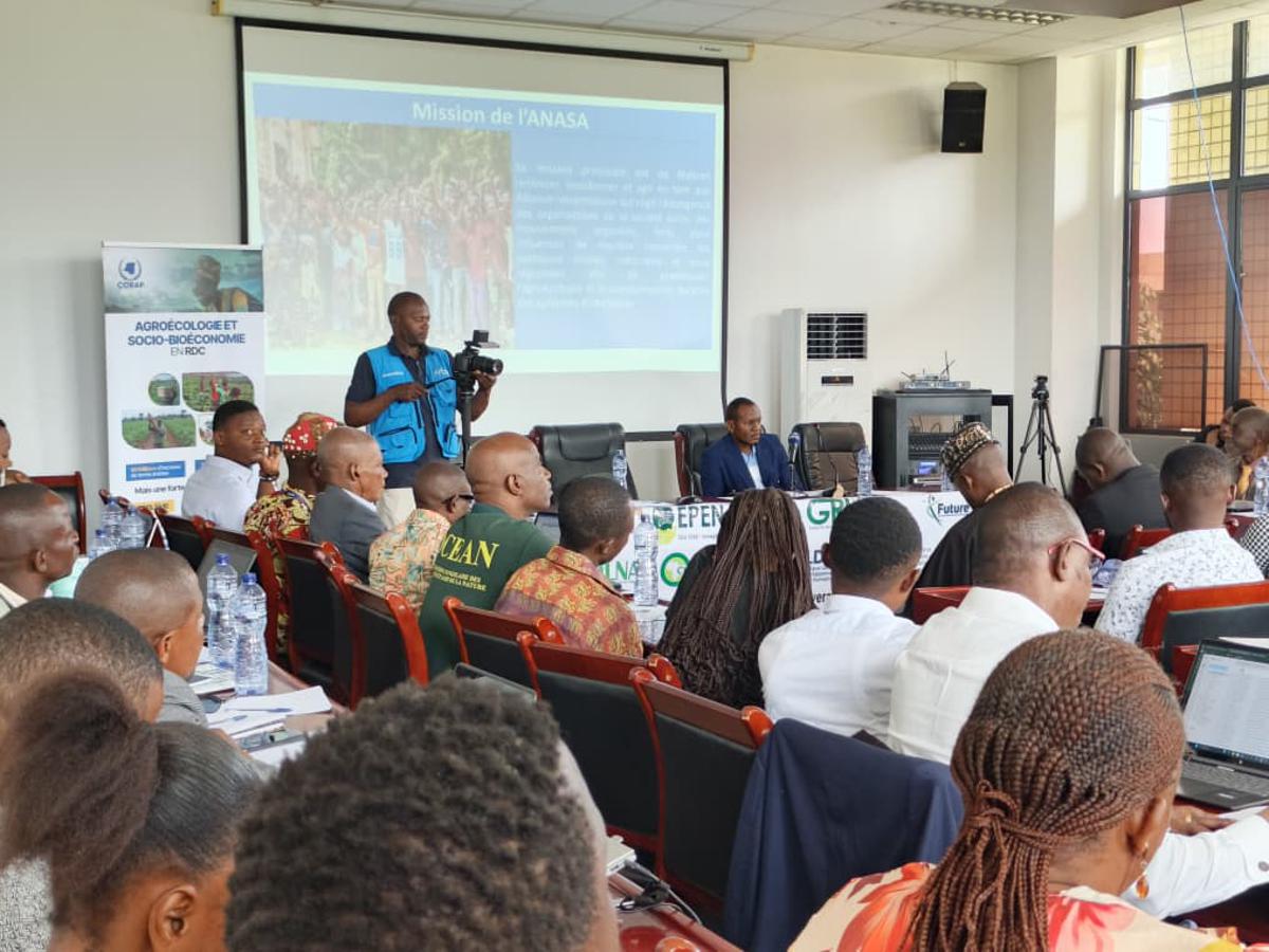 Des activistes de la société civile ont lancé, jeudi 16 avril à Kinshasa, une nouvelle Alliance pour l’agroécologie et la souveraineté alimentaire.<br />Radio Okapi/Ph. Blaise Ndongala M.