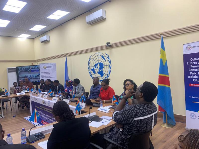 Vue de l'assistance lors du colloque consacré aux efforts des femmes et des jeunes dans la consolidation de la paix, la cohésion sociale et la promotion d’une nouvelle citoyenneté, organisé VENDREDI 8 MAI 2026, à Kinshasa.<br />Radio Okapi/Ph. Gloriane Lepiya.