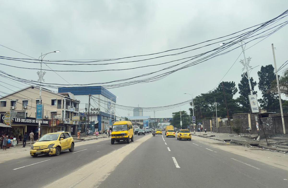 Vue de la situation sur l’Avenue Pierre Mulele, ex 24 novembre, devant la cathédrale Notre Dame du Congo à Kinshasa, mercredi 3 juin 2026 à 8h30’.</p>
<p><br />Radio Okapi/Ph. Paul Badiamyama