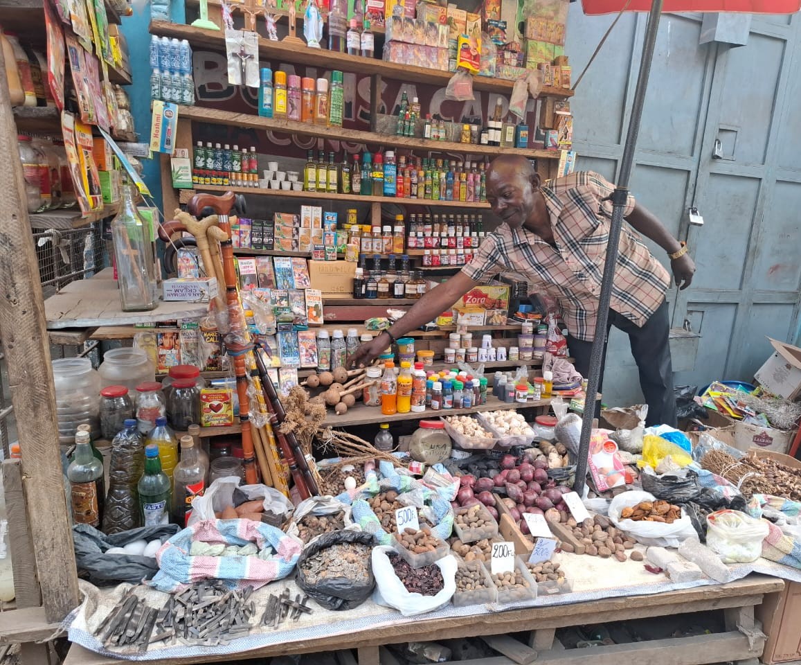 Des médecins mettent en garde contre l’usage excessif des aphrodisiaques traditionnels chez certains jeunes de Matadi
