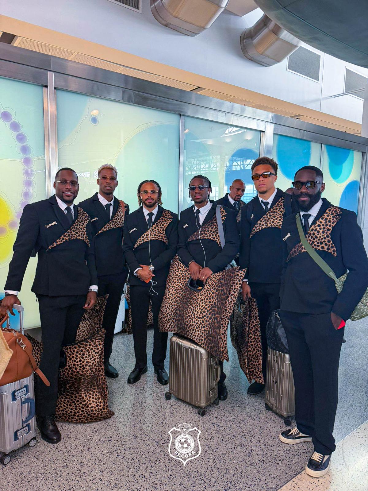 Des joueurs de l’équipe nationale de football de la RDC à leur arrivée à l’aéroport de Houston( USA), le 11 juin 2026.<br /> <br />Photo FECOFA 20260612215755863125_WhatsApp_Image_2026-06-12_at_20.52.36_1.jpeg?imgmax=1200