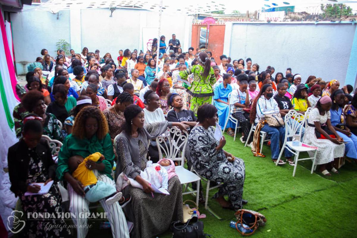 Des femmes kinoises lors d’une formation sur l'entrepreneuriat, le 19 juillet 2026, au siège de la Fondation Grâce à ma mère.<br />Ph. Fondation Grame