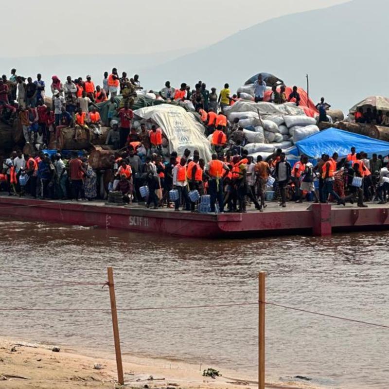 arrivée le 6 août de l’embarcation transportant plus de 200 passagers, placée sous surveillance après un décès suspect lié à Ebola.<br />Photo OMS