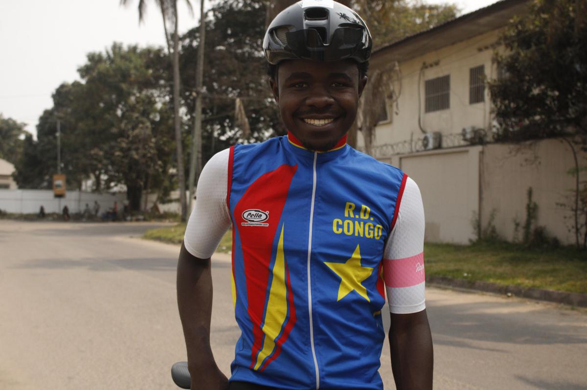 Le cycliste joel Kiaviro à Gombe à kinshasa en préparation du Championnat d’Afrique 2026.<br />Radio Okapi/Vannessa Nkongolo