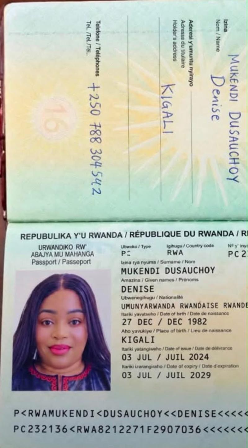 Faux Passeport rwandais de Denise Dissaushoy<br />Droit tiers